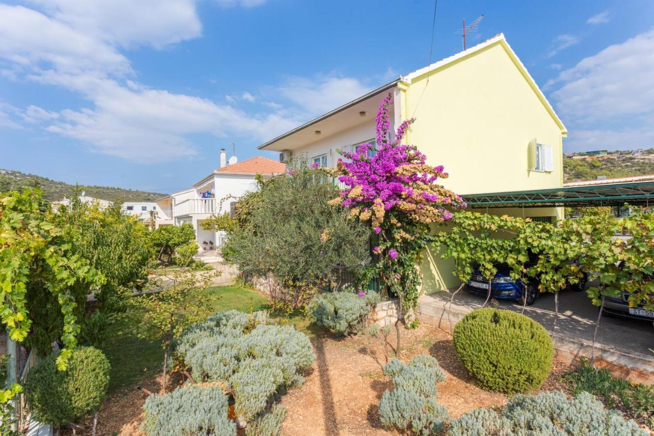 Seaside Holiday House Poljica, Trogir - 5161 Marina Εξωτερικό φωτογραφία