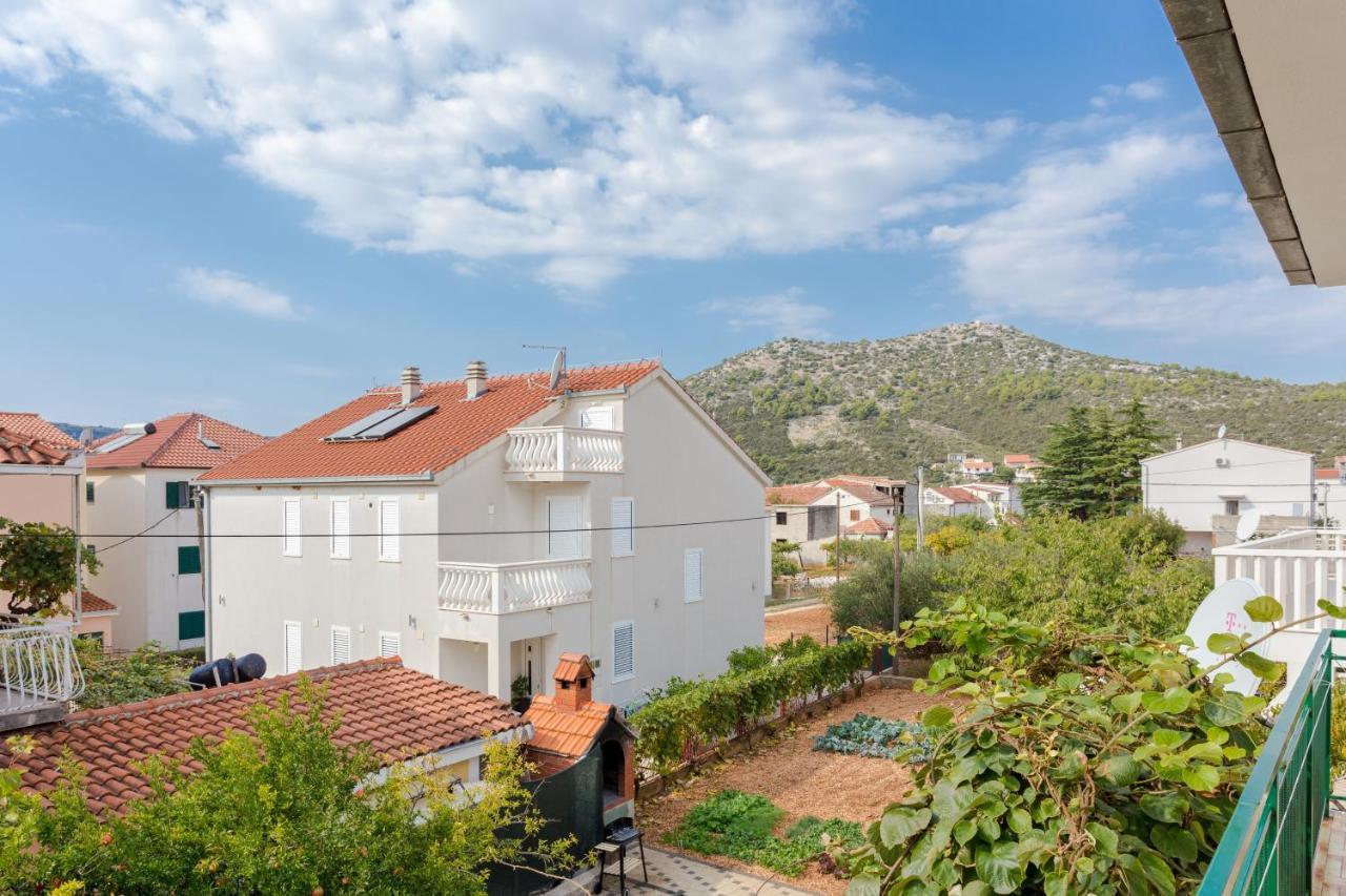 Seaside Holiday House Poljica, Trogir - 5161 Marina Εξωτερικό φωτογραφία