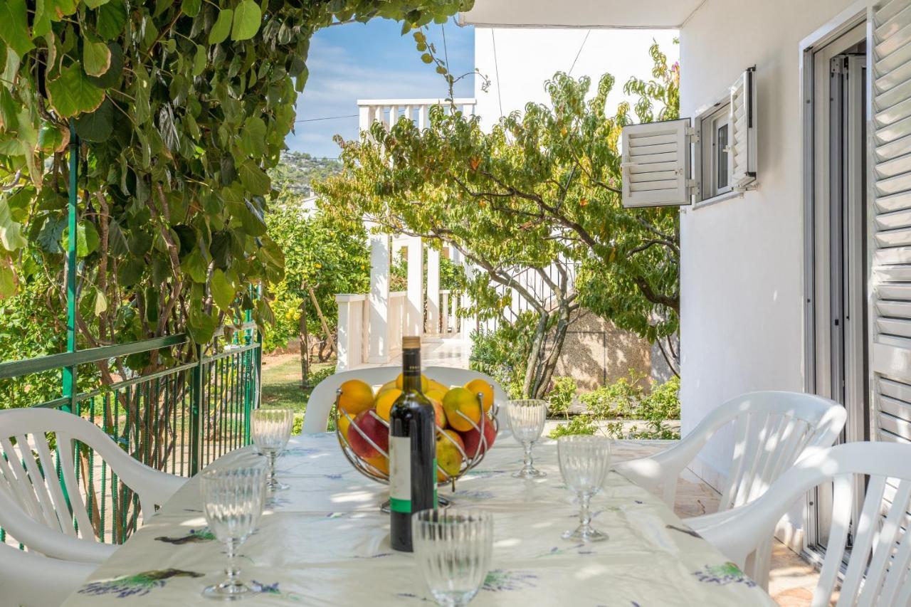 Seaside Holiday House Poljica, Trogir - 5161 Marina Εξωτερικό φωτογραφία