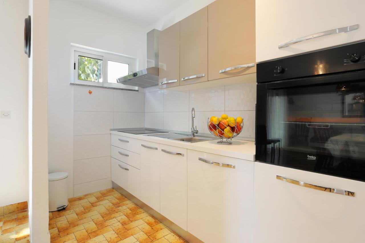 Seaside Holiday House Poljica, Trogir - 5161 Marina Εξωτερικό φωτογραφία
